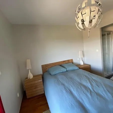 Villa Belle Avec Piscine Juste à Côté Du Bassin *